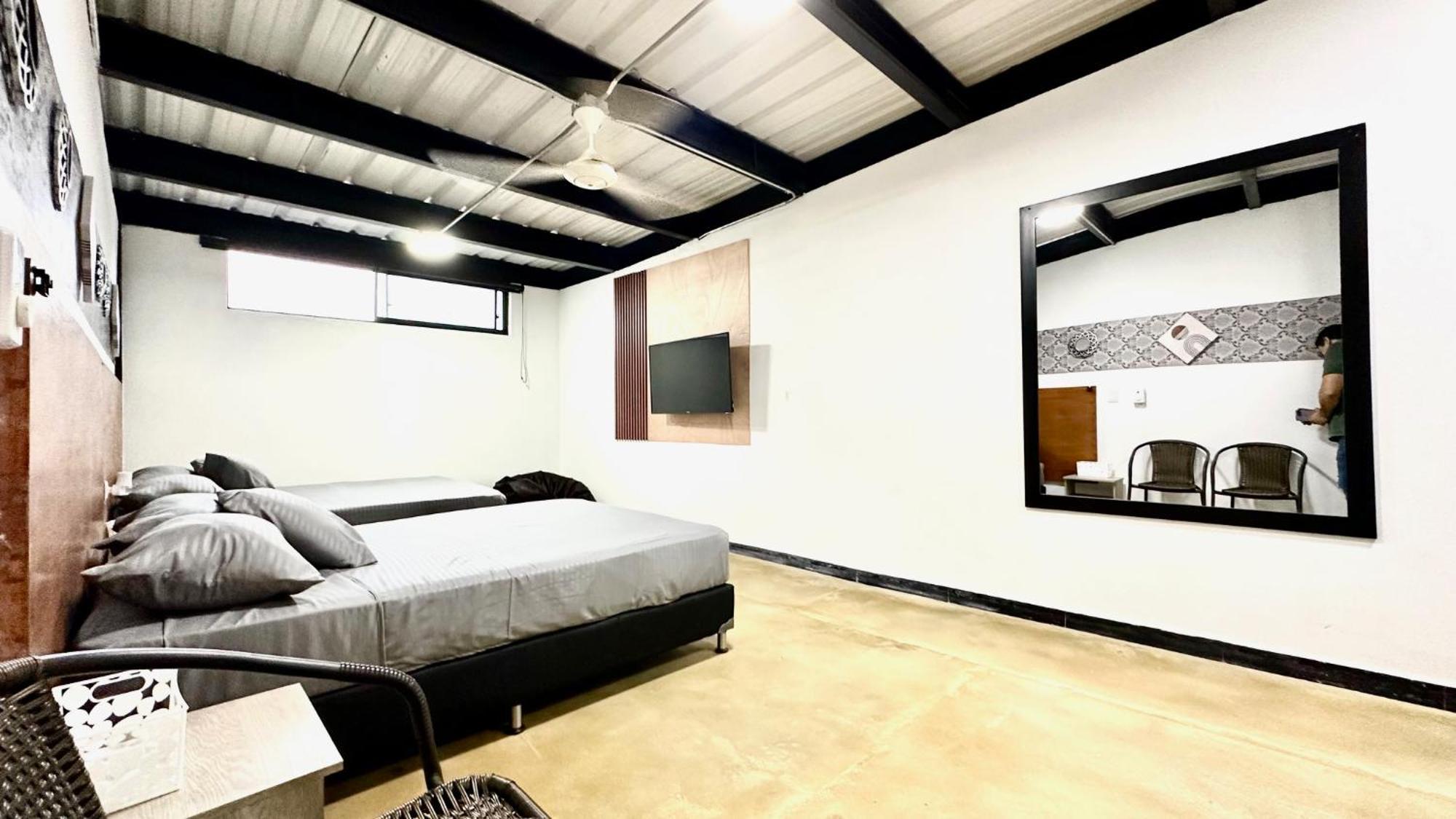 Malibu Loft Hotel 麦德林 外观 照片