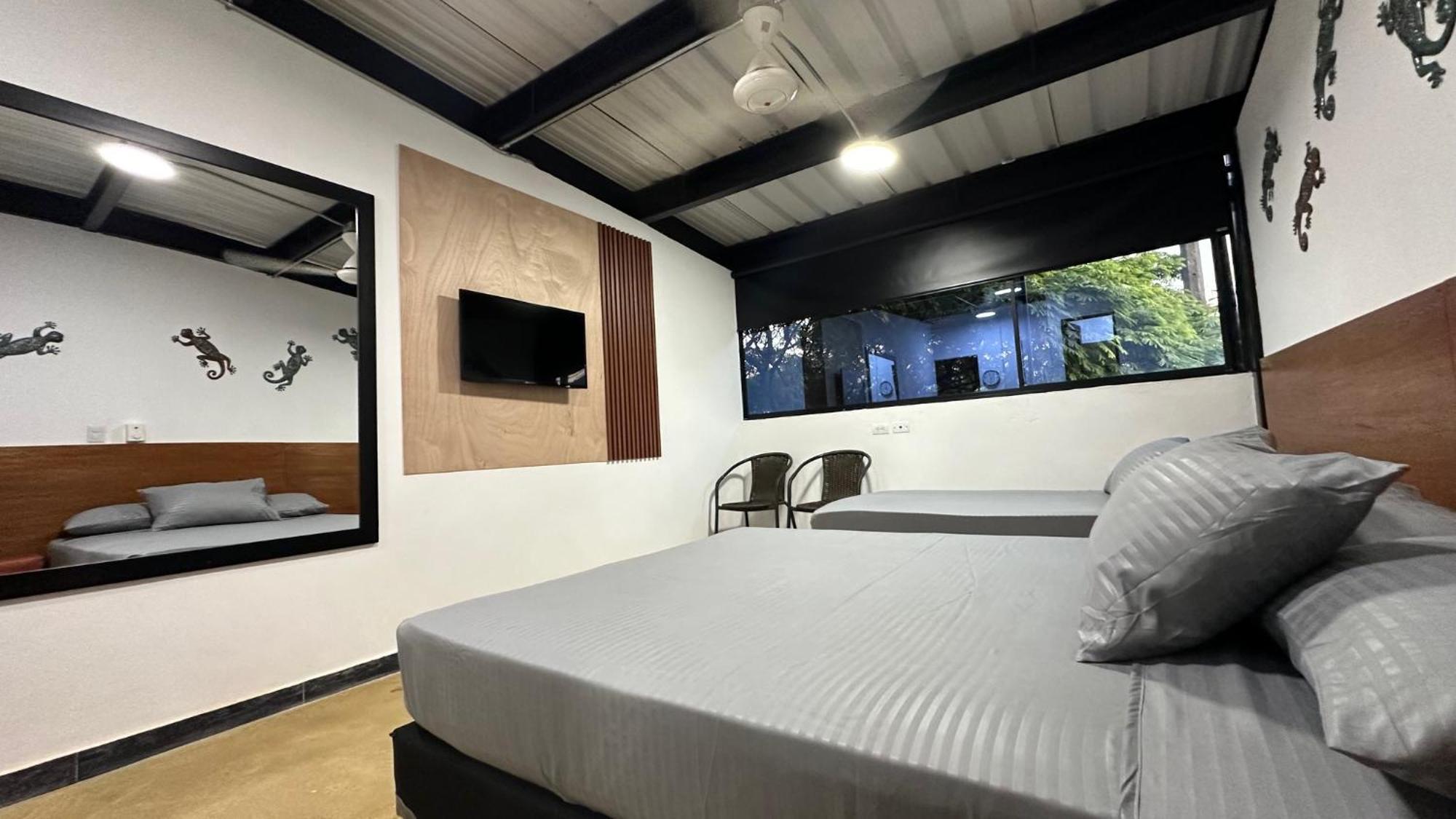 Malibu Loft Hotel 麦德林 外观 照片