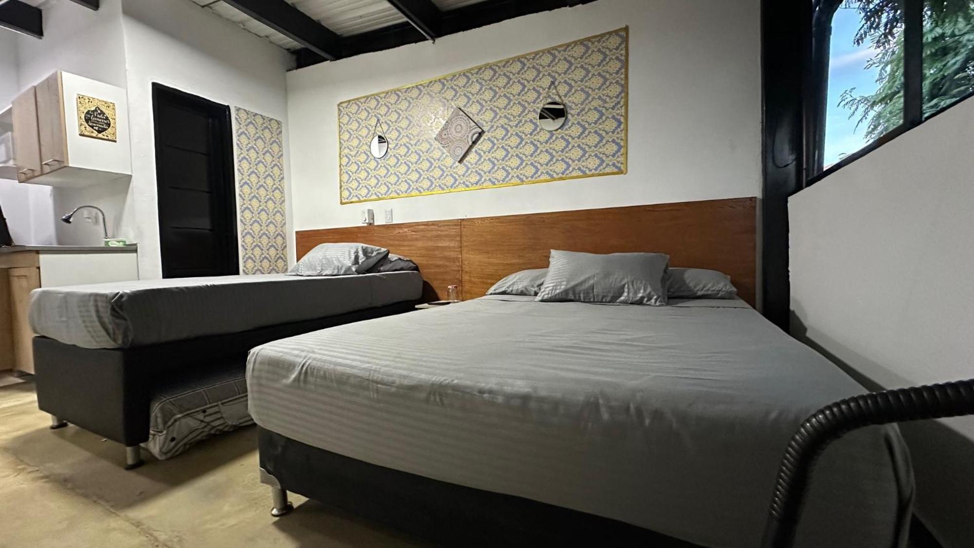 Malibu Loft Hotel 麦德林 外观 照片